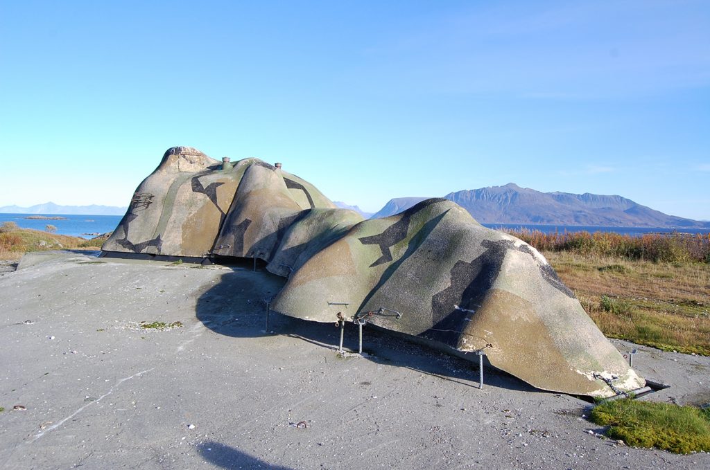 120 mm kanon med paddeskjold Meløyvær fort. Foto: Olav Austlid Troms Fylkeskommune
