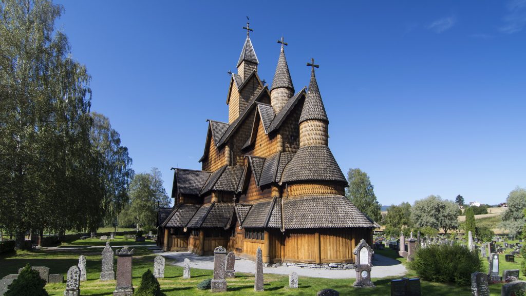 Bilde av Heddal Stavkirke. Foto: Dagfinn Rasmussen, Riksantikvaren