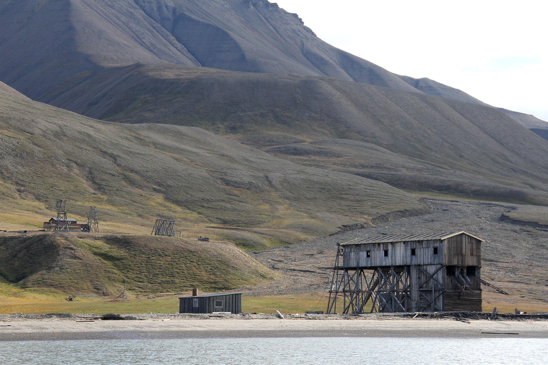 Bilde av Svalbard Hiorthamn. Foto: Siri Wolland, Riksantikvaren