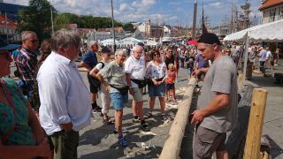 Engøyholmen kompetansesenter i Stavanger får tilskudd fra Riksantikvaren. Bilde er fra formidling av håndverk under Tall Ships Races i Stavanger 2018. Fotograf Engøyholmen